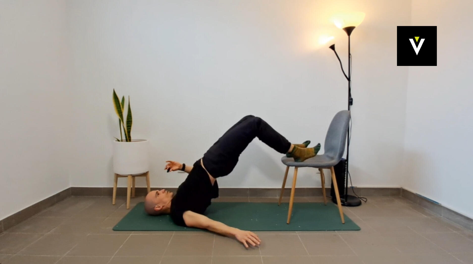 Tiago da Movita a dar treino online personalizado para grupo de mães pós-parto Tiago da Movita a dar treino online personalizado para grupo de grávidas